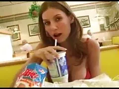 Anh ấy cởi phim sex vung trom vietsub bỏ em bé và fuck trong tất cả các lỗ